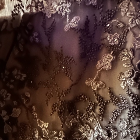 Prom Gown by LA Femme Lilac Lace Column Gown Cocktail Formal Bridal
Sz 16 NWT - Picture 14 of 16